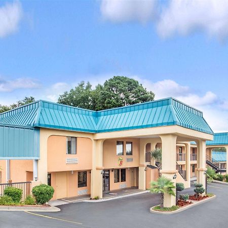 速8森林公园酒店 外观 照片